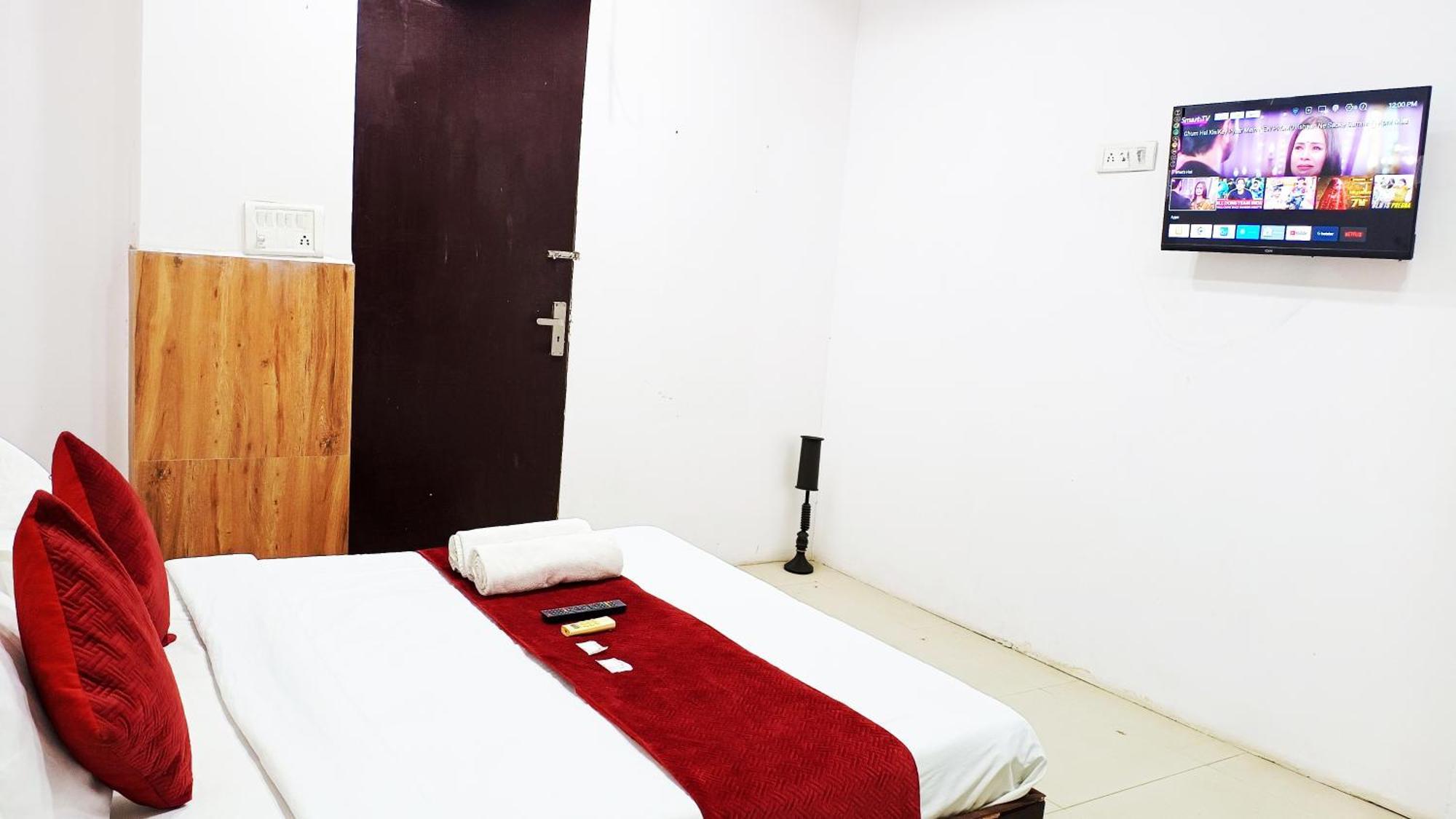 Hotel Maharaja Inn - Lajpat Nagar I Νέο Δελχί Εξωτερικό φωτογραφία
